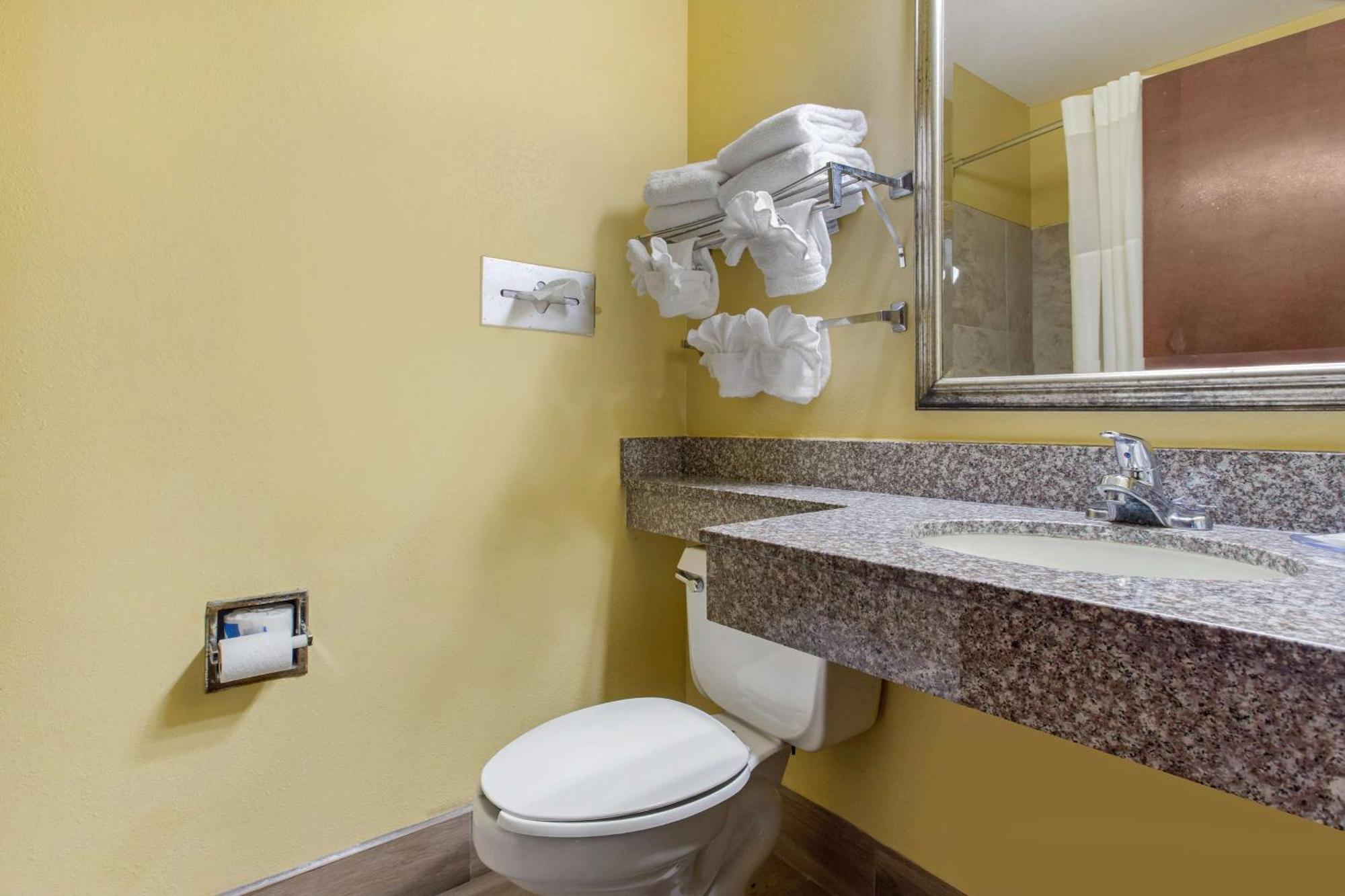 Quality Inn Williamston Extérieur photo